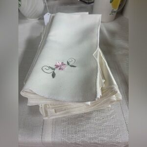 Set of 11 Floral Linen Napkins